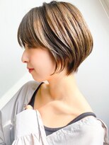バイ ユア オウン フラワーズ コロン カバ 松本駅前(buy your own flowers : kava)&nbsp;ブリーチなしシナモンベージュ透明感小顔ショートボブ