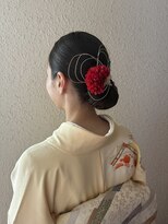 セニシエンタ(CENICIENTA) タイトシニヨン