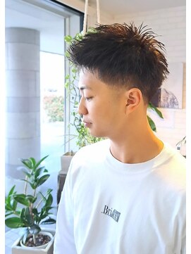 ヘアーサロン カヴィエ(hair salon covie) テーパーフェード スパイキーショート