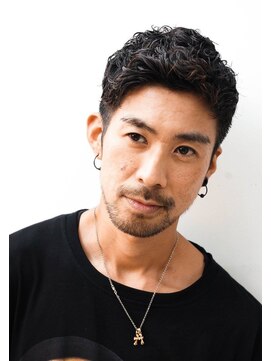 メリケンバーバーショップ コウベ(MERICAN BARBERSHOP KOBE) ネープレスツーブロックウェットアップバングパーマ@2