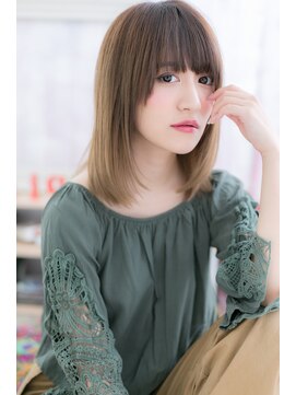 ミック 日暮里店(miq) 前下がり×グラデカラーの小顔ミディ