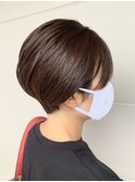 大人かわいい首元すっきりショート