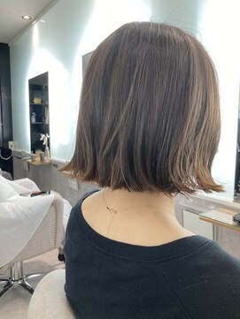 ウィクシー(wixy) ミニボブ　ショートボブ　【臼井綾佑】