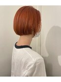 オレンジカラー×ショートボブ