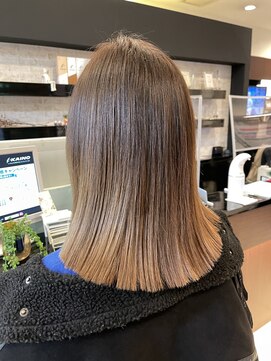 アトレ(attrait) ◎グラデーションカラー　ハニーベージュ　大阪　天王寺