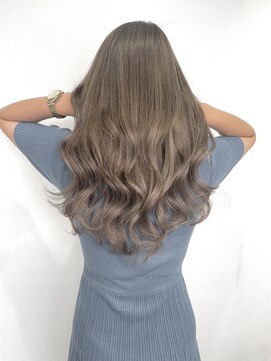 アルマバイロサ(ALMA by ROSA) 大人グレージュ/担当rui