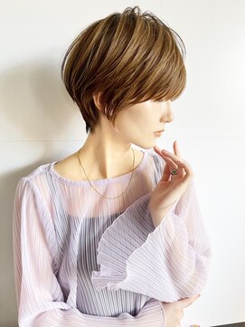 バンプ ギンザ(BUMP GINZA) 〈30.40.50代〉ひし形ショートボブ×ハイライト【ERIKA】