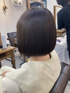 レイリー(LAiLy) 大人可愛い 柔らかいナチュラルミニボブ 透明感