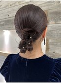 お呼ばれヘアシンプルシニヨンスタイル【肥田亜沙美】