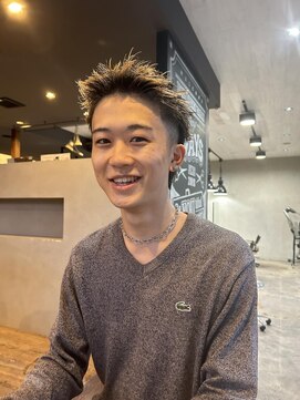 ウェイズ(WAYS) 刈り上げショート/パンク/波巻きツイストスパイラル