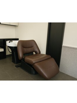 【西京区洛西】首に負担のかからないシャンプー台での極上タイム！日々の疲れを癒やしながら美しい髪へ☆