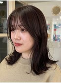 鎖骨下外ハネロングボブロブヘアスタイルツヤマロンブラウン