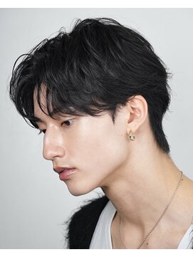 フィフス 原宿(fifth) センターパートフェザーパーマ刈り上げニュアンスパーマ韓国ヘア