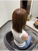 ブラウンベージュ