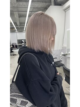 エゴル ナゴヤサカエ(ENGOL NAGOYA SAKAE) 【田中莉香】ミルクティーカラー