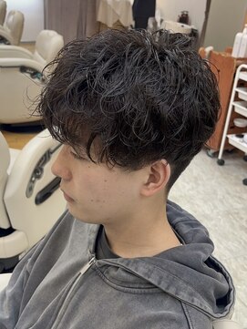 マキシム ナカイ(MAXIM NAKAI) ツイストスパイラルパーマ波巻きパーマシャドウパーマ刈り上げ