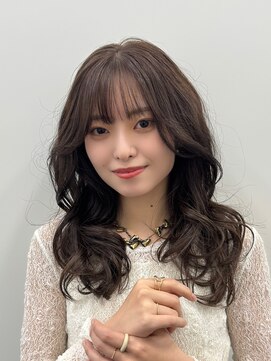 トリコ アヴェダ ららテラス北綾瀬(tricot AVEDA) レイヤーカット/ロングレイヤー/コテ巻きスタイル/韓国/北綾瀬