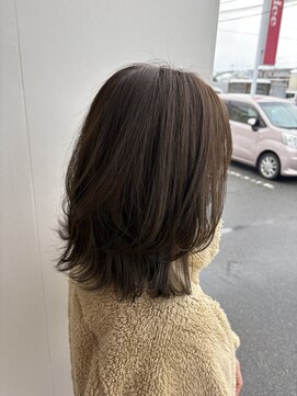 美容室 アイディー i-dee オリーブカラー