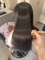 ウニュ(unu.)&nbsp;髪質改善トリートメント、縮毛矯正