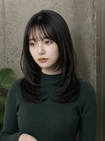 ヒルズ(Hills)&nbsp;小顔見えも叶うレイヤー×ハッシュカット