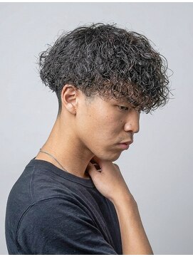 レボ 片町店(Revo) 前下りマッシュ×プードルパーマ