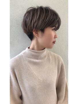 ヘアーデザイン シュシュ(hair design Chou Chou by Yone) ☆chou chou☆3Dハイライト×グレージュ×ハンサムショート♪