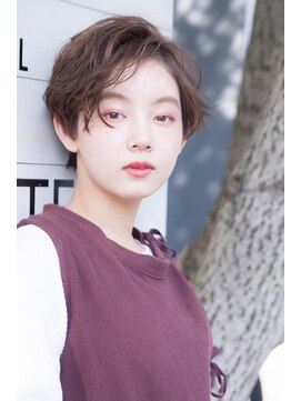 アメリ 新宿(Ameri) Ameri 外ハネショートボブ【新宿】