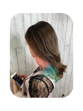 アヤメ(ayame) 【ayame大泉学園】インナーカラー_カラーバター_グリーン_ピンク