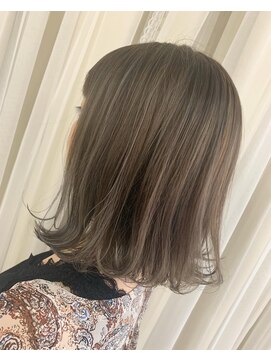 ヘアアンドメイクグラチア(HAIR and MAKE GRATIAE) ミルクティーベージュ☆