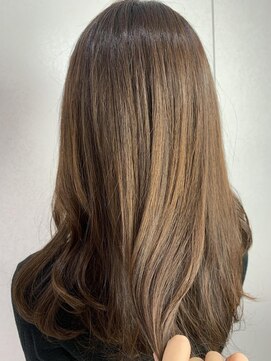 エスカーラ 表参道(THE ESCALA) 巻き髪でも美しく☆マスダレイナ