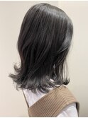ダークグレーカラー