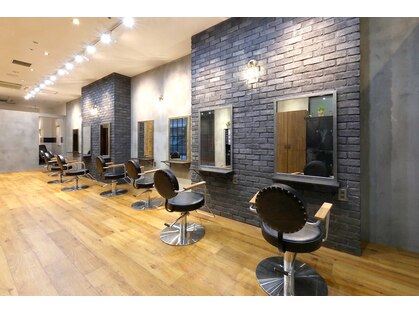 ラフィス ヘアー ホーム JR尼崎店(La fith hair Home)の写真