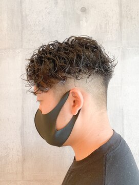 フリージア美容室 メンズパーマ