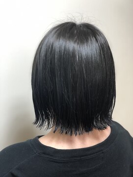 クロエ バイ ラヴィズム 小針店(CLOE by LUVISM) ぱつっと外ハネ