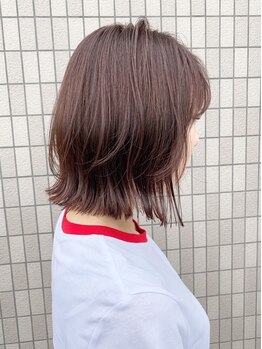 ジールサロン 学園の森店(ZEALSALON)の写真/大人お洒落を楽しむグレイカラーはお任せ！髪に優しく、頭皮に優しい薬剤を使用しているのも嬉しい☆