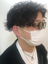 デイズ(DAYS)&nbsp;ツーブロック/刈り上げ/センターパート/パーマ