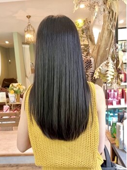 レブルーム(rebloom)の写真/ダメージを最小限に抑えた施術で、ツヤツヤで自然なストレートに☆ナノスチームイオンで潤いも◎