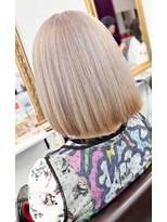 ミシェリー 新宿店(misherry)&nbsp;新宿デザインカラーボブオリーブベージュダブルイルミナカラー