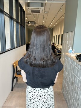 ミディアムレイヤー/ひし形/髪質改善/くびれヘア