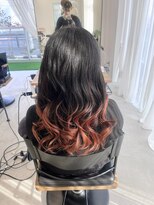 テラス トヨタ(Telasu Toyota)&nbsp;エンドカラーで毛先だけサーモンピンクカラーに◎