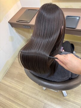 ウラン 苫小牧店(Urun) サラ艶ストレート