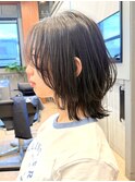 調布イルミナカラーミディアムボブベージュアッシュグレーカラー