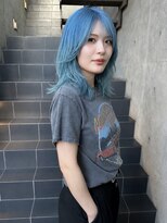 スノッブエモア(SNOB emoi)&nbsp;ブルーカラー×ミディアムレイヤー　広島美容院レイヤーカット