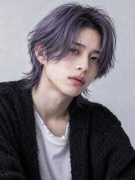 リア(Li'a by neolive) ラベンダーグレージュ×センターパートウルフ