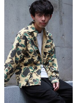 ブークル(boucle) 好感度無造作ショートセミウェットスマートマッシュ刈り上げ