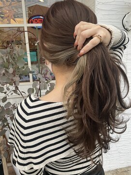 ヘアーエポック(hair epoque) グレージュハイライト ケアブリーチ/インナーカラー シルバー