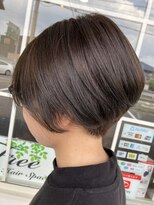 フリー(Free)&nbsp;大人可愛い10代20代30代刈上げ前下がりショート