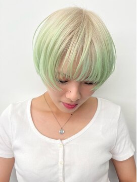 レコ 渋谷(LECO) pail beige & pail green × short hair