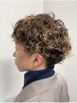 サラジュ 逆瀬川店(SARAJU) メンズパーマ