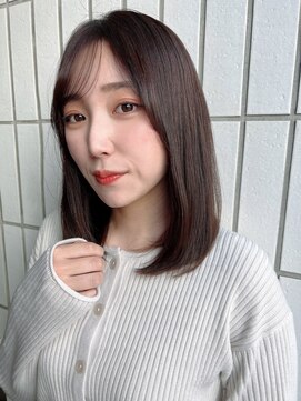 ディスオモテサンドウ 表参道(This OMOTESANDO) ツヤ髪ミディアムストレート